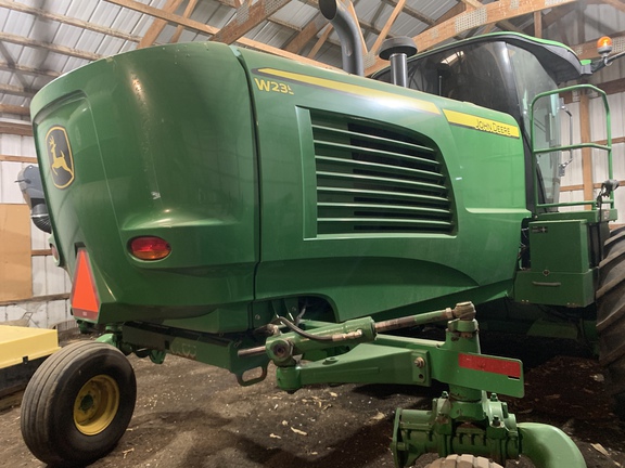 2016 John Deere W235 Windrower