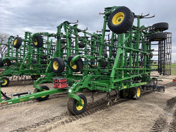2023 John Deere 2230FH Field Cultivator