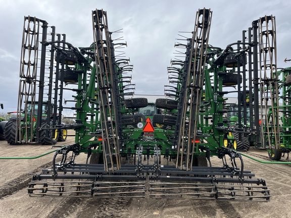 2023 John Deere 2230FH Field Cultivator