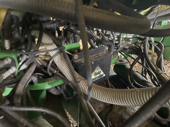 2004 John Deere 1770NT CCS Planter