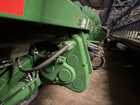 2022 John Deere RD40F Header Combine