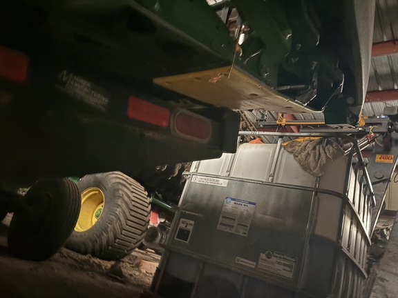 2022 John Deere RD40F Header Combine