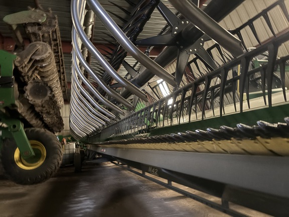 2022 John Deere RD40F Header Combine