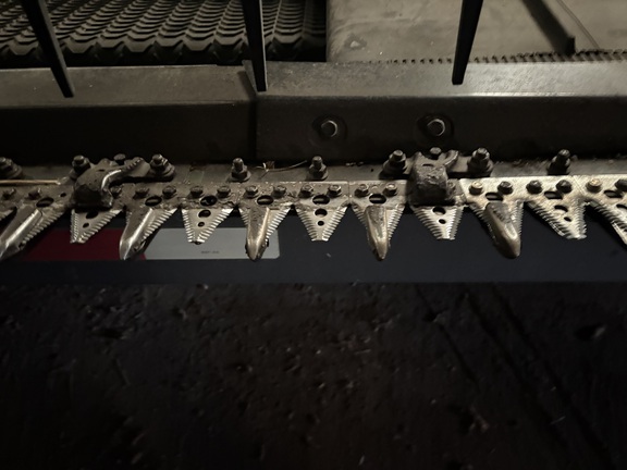 2022 John Deere RD40F Header Combine