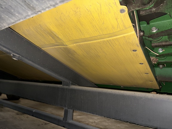 2022 John Deere RD40F Header Combine