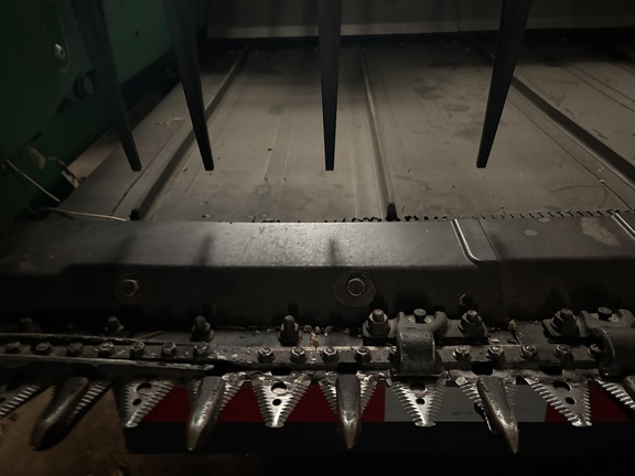 2022 John Deere RD40F Header Combine