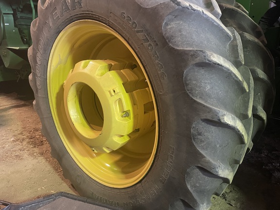 2010 John Deere 9330 Tractor 4WD