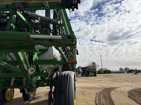 2022 John Deere 412R Sprayer/High Clearance