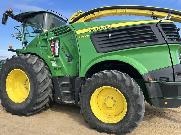 2023 John Deere 9900 Forage Harvester