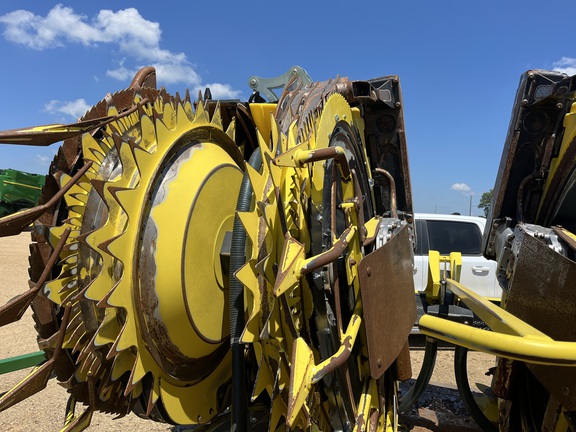 2024 John Deere 772 Header Forage