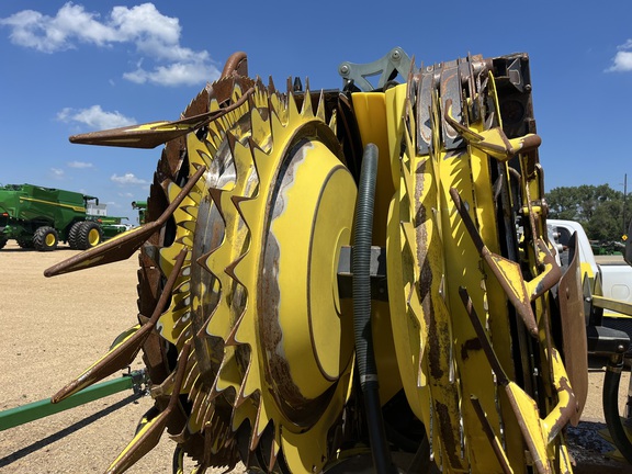 2024 John Deere 772 Header Forage