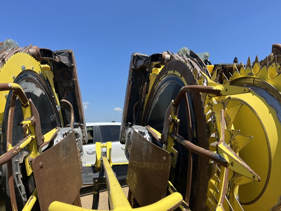 2024 John Deere 772 Header Forage