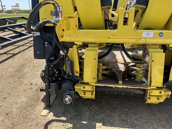 2024 John Deere 772 Header Forage