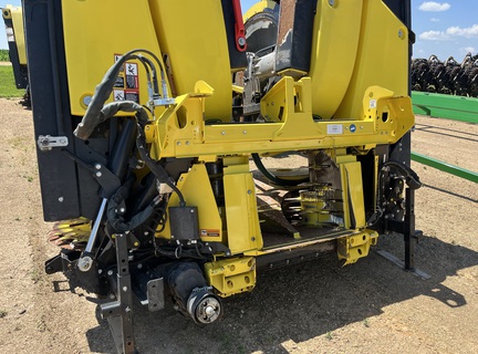 2024 John Deere 772 Header Forage