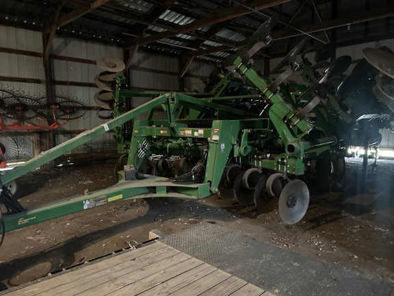 2016 John Deere 2730 Disk Ripper