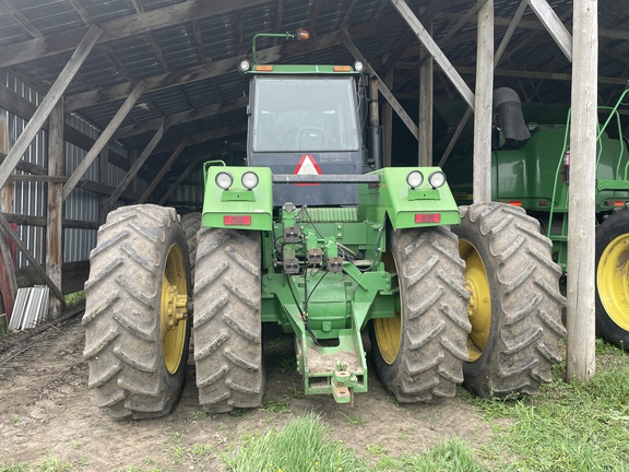 1996 John Deere 8570 Tractor 4WD