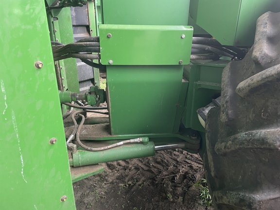 1996 John Deere 8570 Tractor 4WD