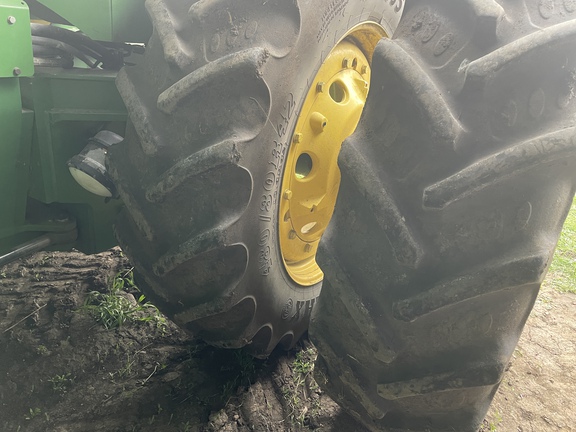 1996 John Deere 8570 Tractor 4WD