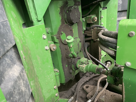1996 John Deere 8570 Tractor 4WD