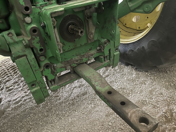 2004 John Deere 7420 Tractor