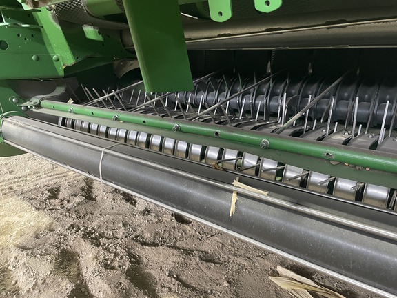 2016 John Deere 569 Baler/Round