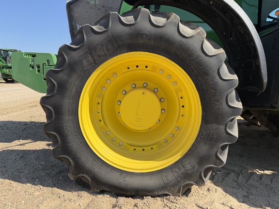 2012 John Deere 7230R Tractor