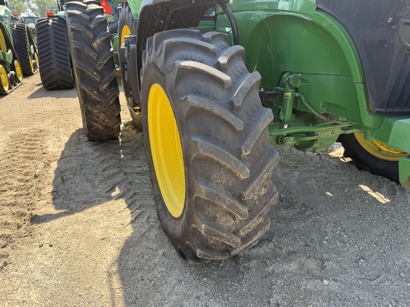 2012 John Deere 7230R Tractor