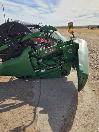 2019 John Deere 740FD Header Combine