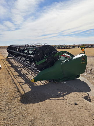 2019 John Deere 740FD Header Combine