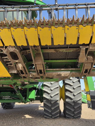 2019 John Deere 740FD Header Combine