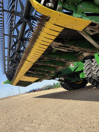 2019 John Deere 740FD Header Combine