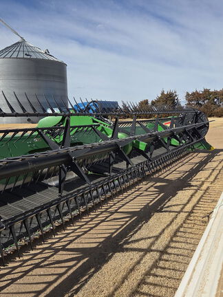 2019 John Deere 740FD Header Combine