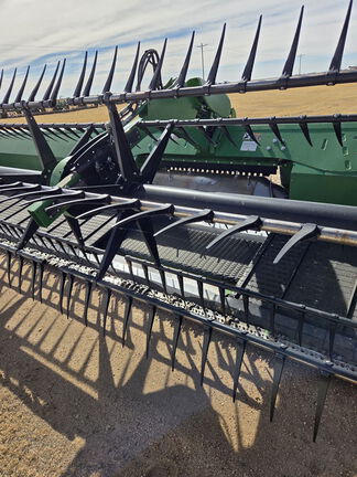 2019 John Deere 740FD Header Combine