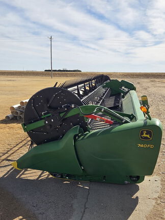 2019 John Deere 740FD Header Combine
