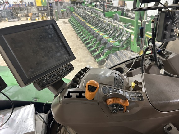 2020 John Deere 9620RX Tractor Rubber Track