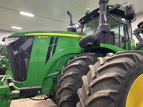 2015 John Deere 9620R Tractor 4WD