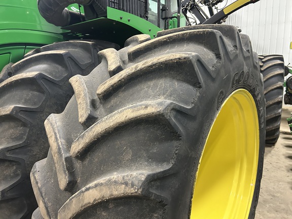 2015 John Deere 9620R Tractor 4WD