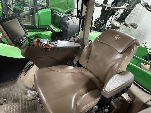 2015 John Deere 9620R Tractor 4WD