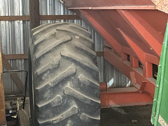 Killbros 1200 Grain Cart