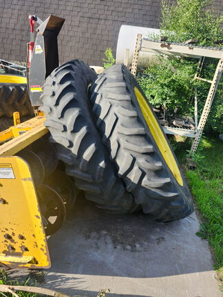 1997 John Deere 8300 Tractor