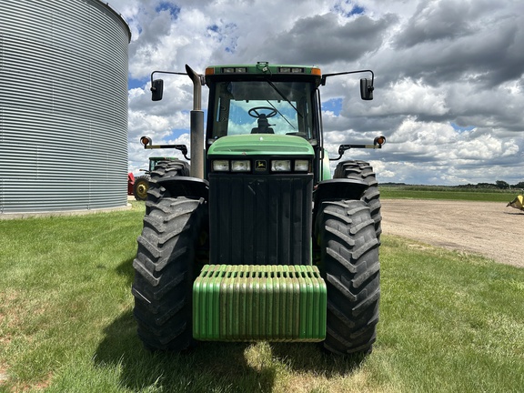 2000 John Deere 8410 Tractor
