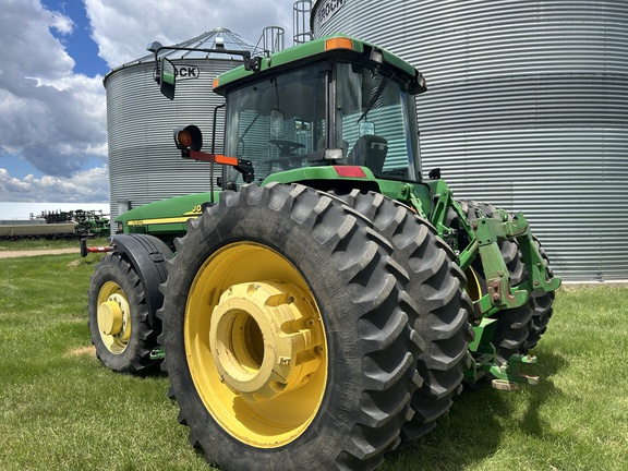 2000 John Deere 8410 Tractor