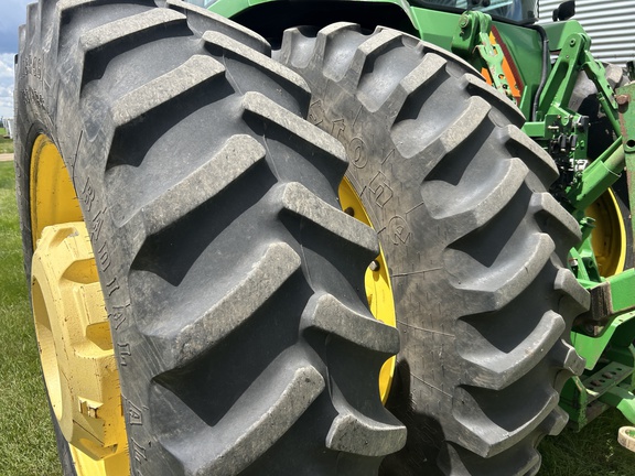 2000 John Deere 8410 Tractor