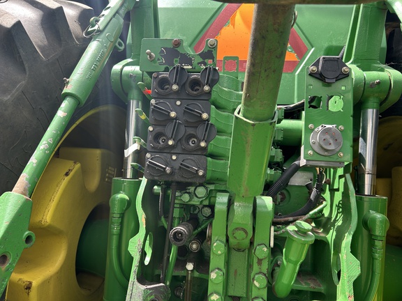 2000 John Deere 8410 Tractor