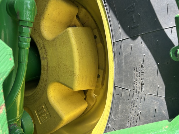 2000 John Deere 8410 Tractor