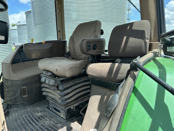 2000 John Deere 8410 Tractor