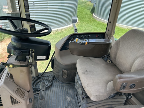 2000 John Deere 8410 Tractor
