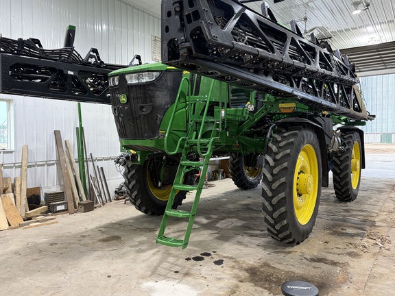 2024 John Deere 616R Sprayer/High Clearance