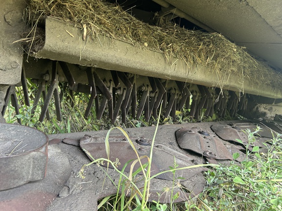 2012 John Deere 956 Mower Conditioner