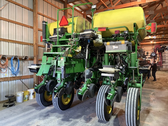 2019 John Deere 1775NT Planter